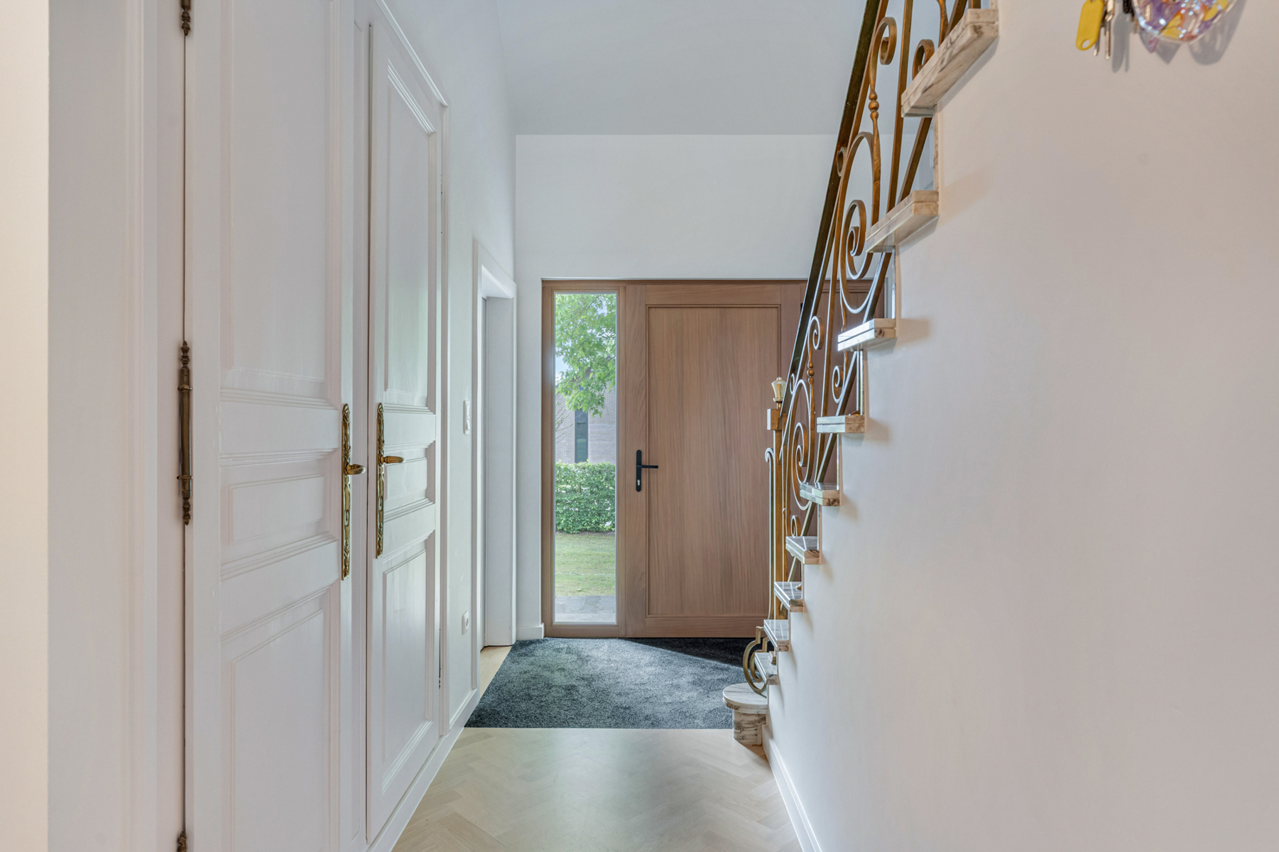 House for sale in Genk with 5 bedrooms - photo 2