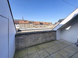 Instapklaar appartement met 1 slaapkamer te huur te Nieuwpoort-Stad. Het appartement is centraal gelegen, vlakbij winkels, de horeca en het...