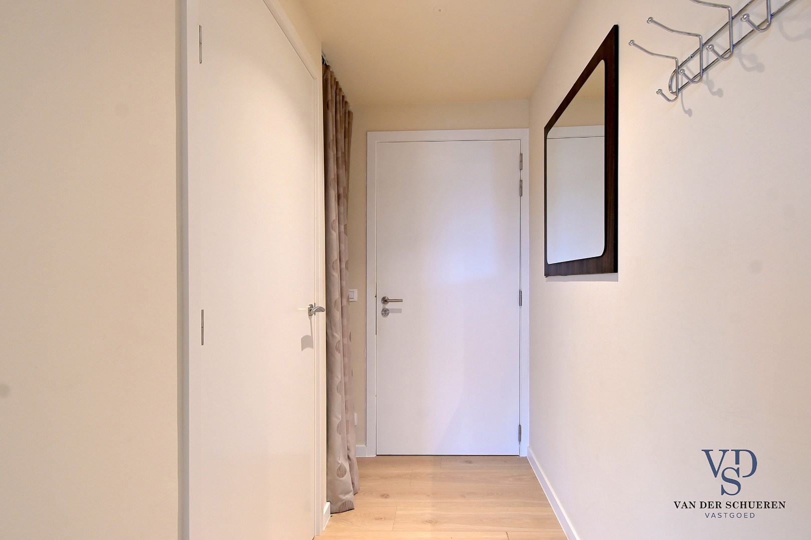 Luxueus 1-slp-appartement met staanplaats (ondergronds). - foto 4