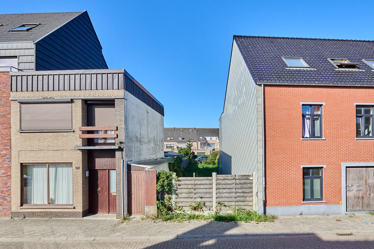 Uitstekend gelegen bouwgrond voor gesloten bebouwing in het hart van Lommel centrum - foto 4