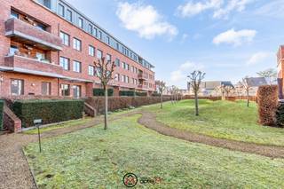 OP ZOEK NAAR EEN INSTAPKLAAR EN ENERGIEZUINIG APPARTEMENT TE KOOP IN HASSELT, MET EEN TOPLIGGING VLAK NAAST QUARTIER BLEU? DAN IS DIT APPARTEMENT...