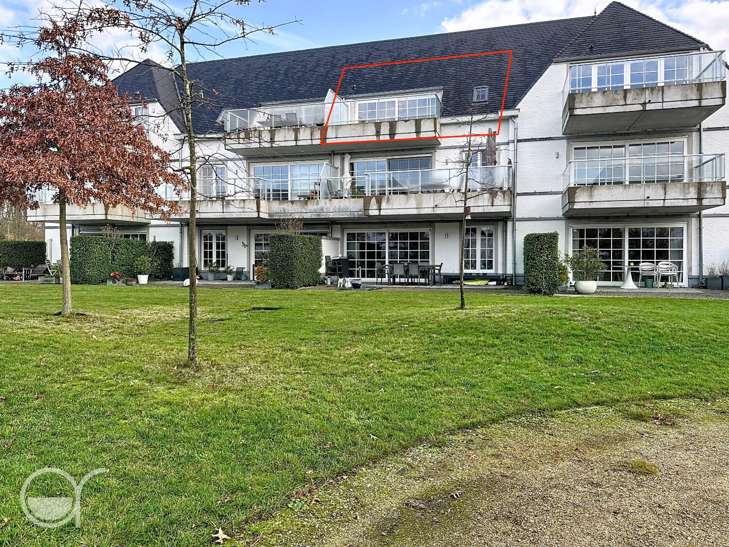 Goed gelegen villa-appartement met groot terras - foto 2