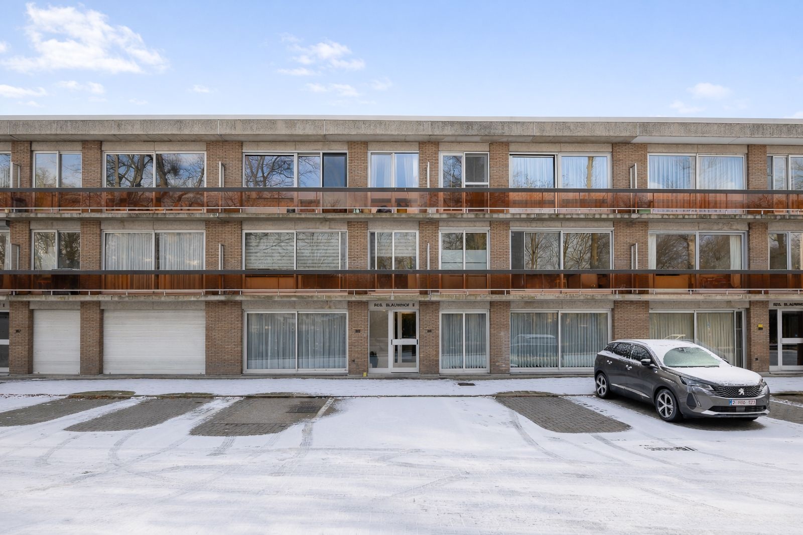 Gunstig gelegen, instapklaar appartement met 2 slaapkamers ! - foto 2