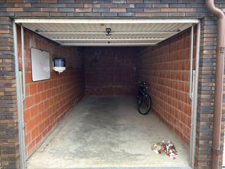 Garage for sale in Bruges