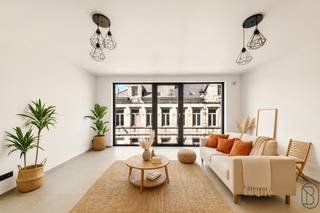 Twee prachtige, gloednieuwe, moderne appartementen met alle comfort, gelegen dicht bij alle voorzieningen. Elk appartement beschikt over...