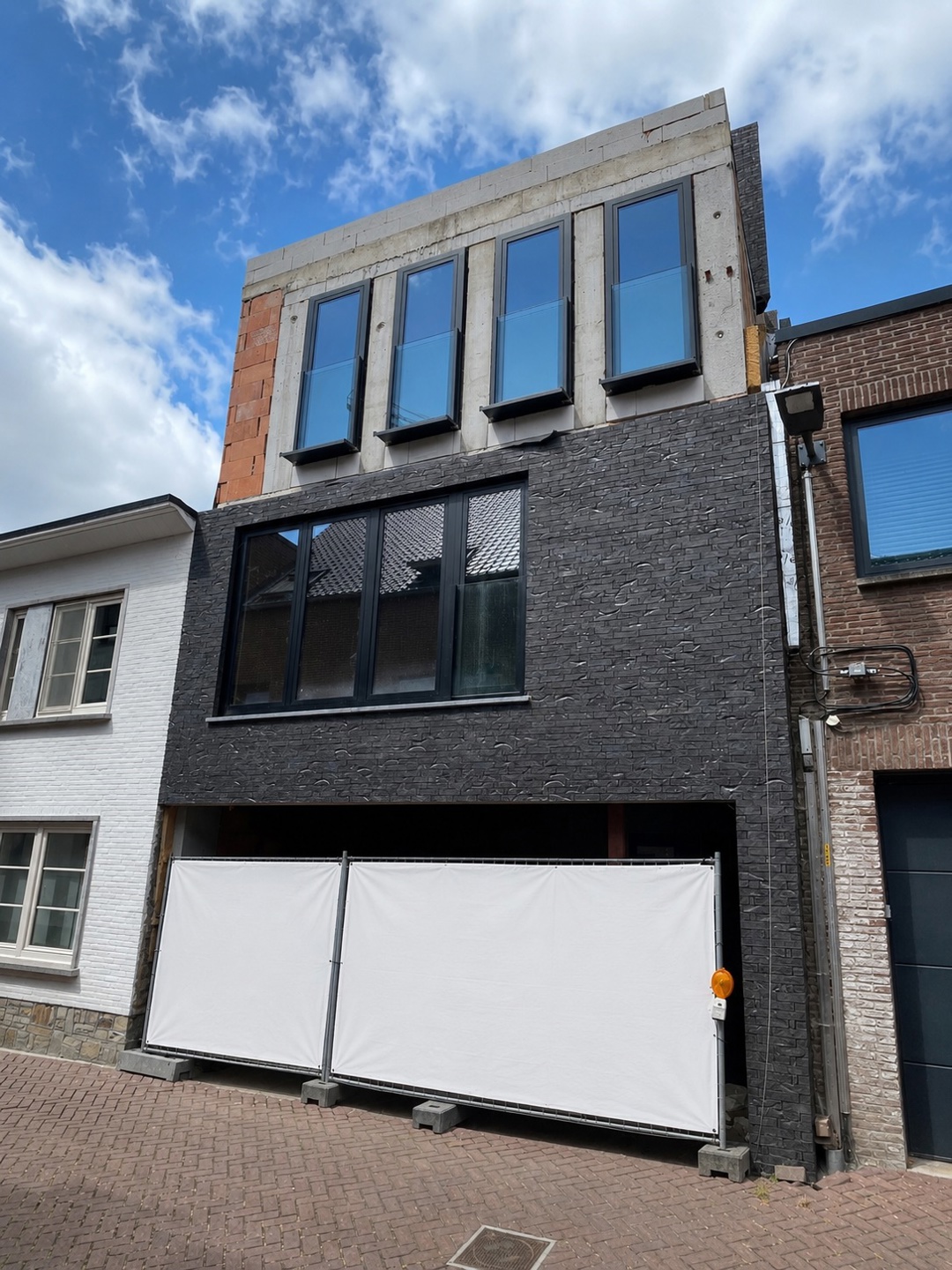 Huis te koop in Maaseik met 4 slaapkamers - foto 1