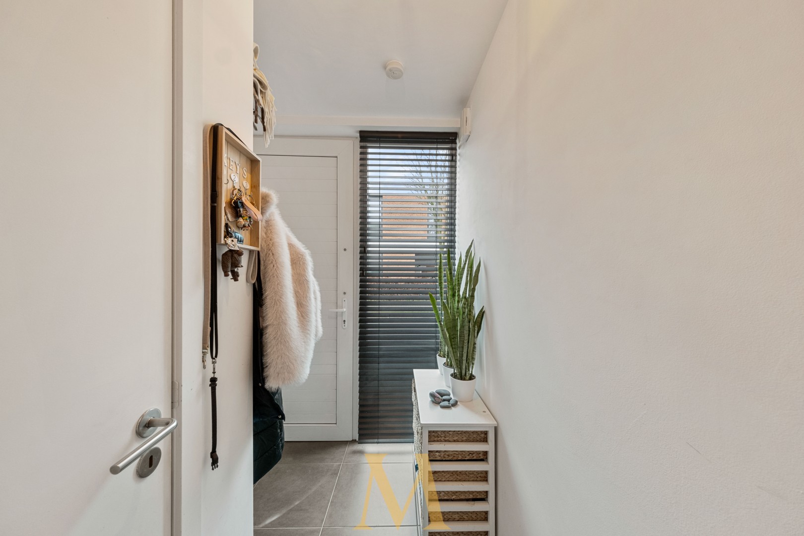 Energiezuinige gezinswoning met tuin en garage nabij centrum van Stasegem - photo 2