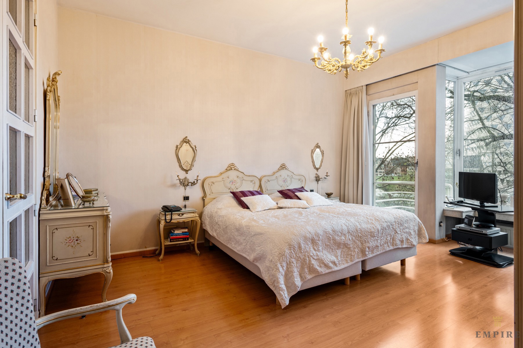 Appartement à vendre à Anvers avec 5 chambres - photo 4