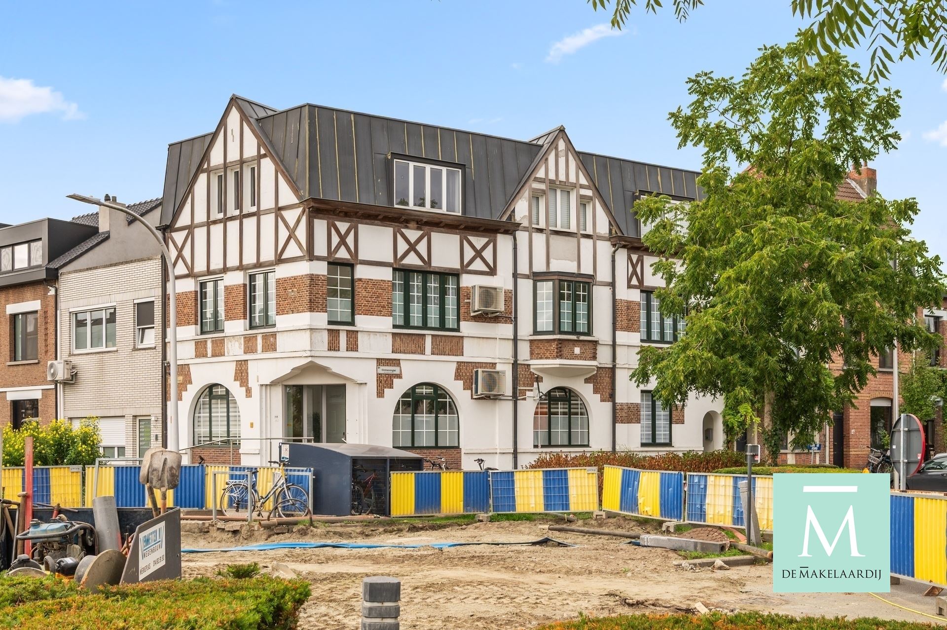 Ruim (110m²) en lichtrijk 2-slaapkamerappartement op strategische ligging! - foto 3