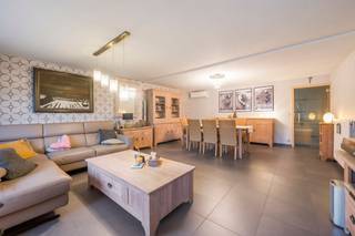 [[ DIT PAND NEEMT DEEL AAN DE ERA OPEN HUIZEN DAG OP 13/6 VAN 17:30 TOT 18:30 ]]Te koop: Totaal gerenoveerd appartement in het centrum van Temse, op...