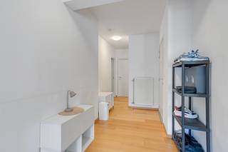 Ben je op zoek naar een gelijkvloers appartement in een rustige buurt in Evere? Zoek niet verder, dit gelijkvloers appartement op een zeer...