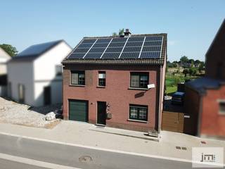 Deze verzorgde woning bevindt zich in een rustige straat in de gezellige deelgemeente Gelinden, op een perceel van 3a96 met een volledig...