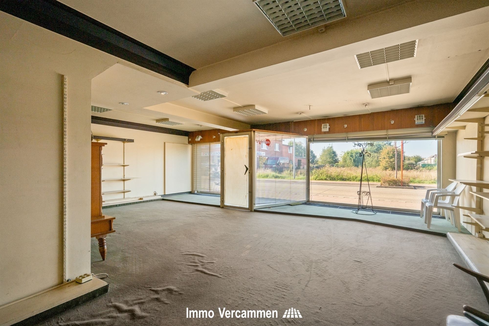 Te renoveren woning met commerciële ruimte in Schriek - foto 5