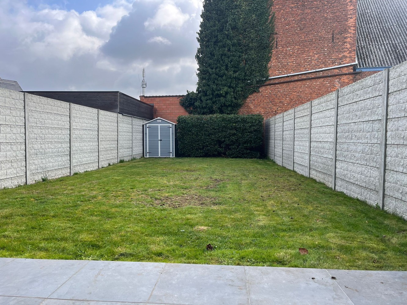 Gelijkvloers appartement met 1 slaapkamer, tuin en staanplaats nabij centrum Mol - foto 4