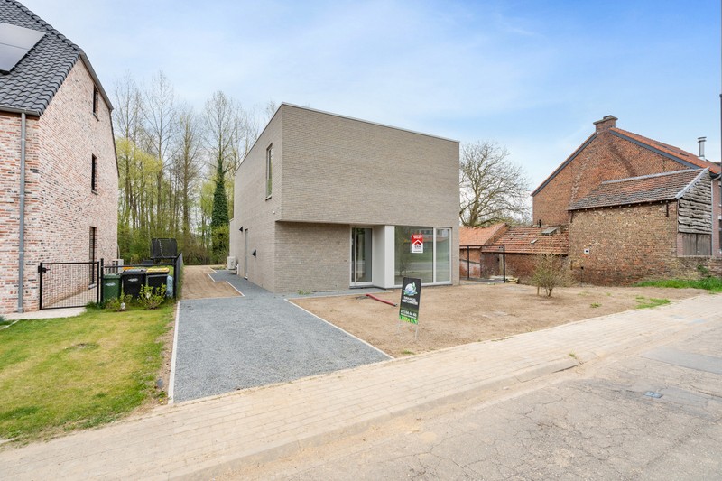 Ruime moderne woning met 3 slaapkamers - onmiddellijk beschikbaar - photo 2