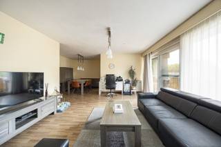 Dit instapklare appartement bevindt zich op een rustige locatie aan de Retieseweg in Geel, net buiten het bruisende centrum. Dankzij de ligging...