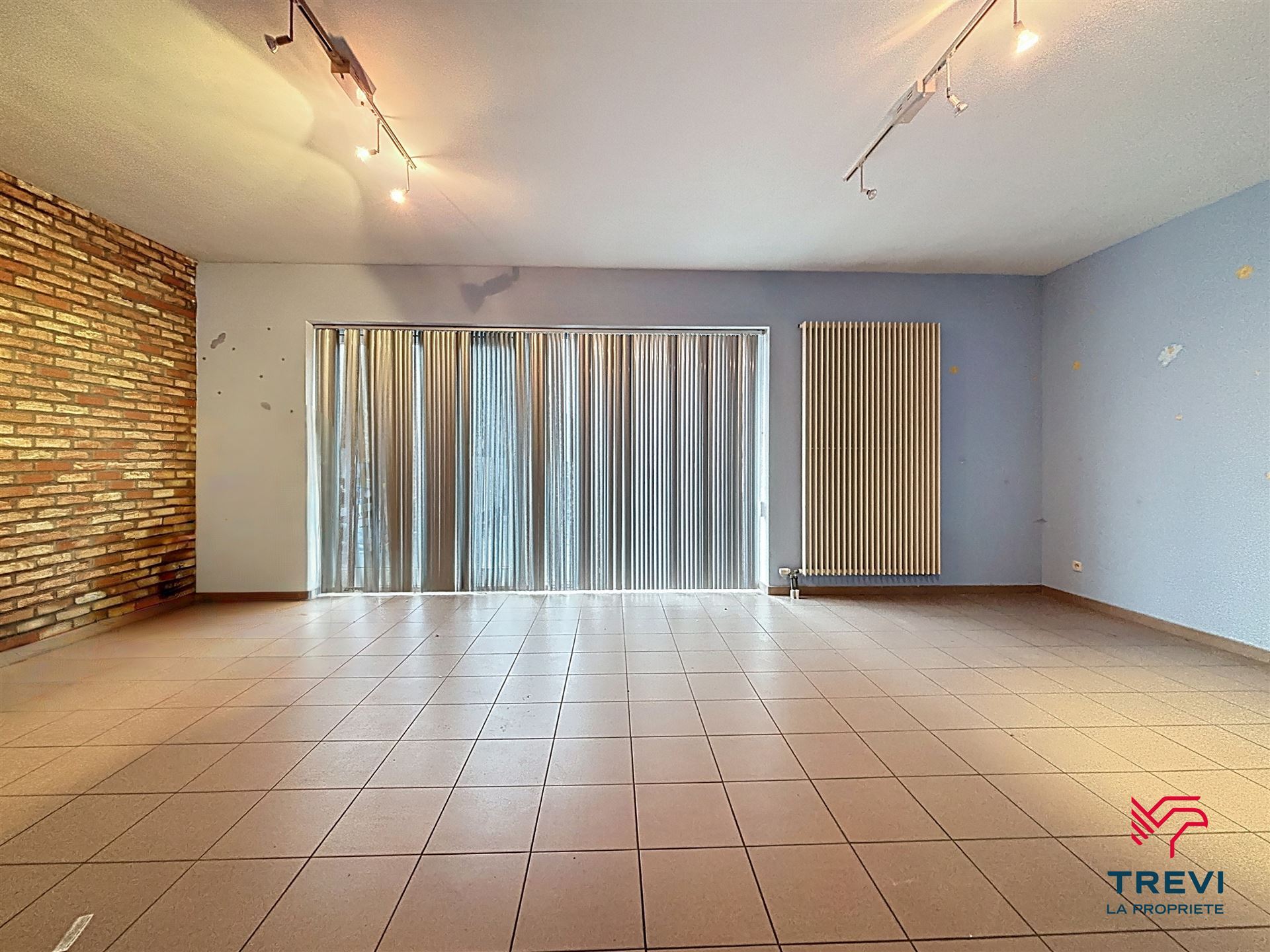 Commercial for sale in Courcelles - photo 3