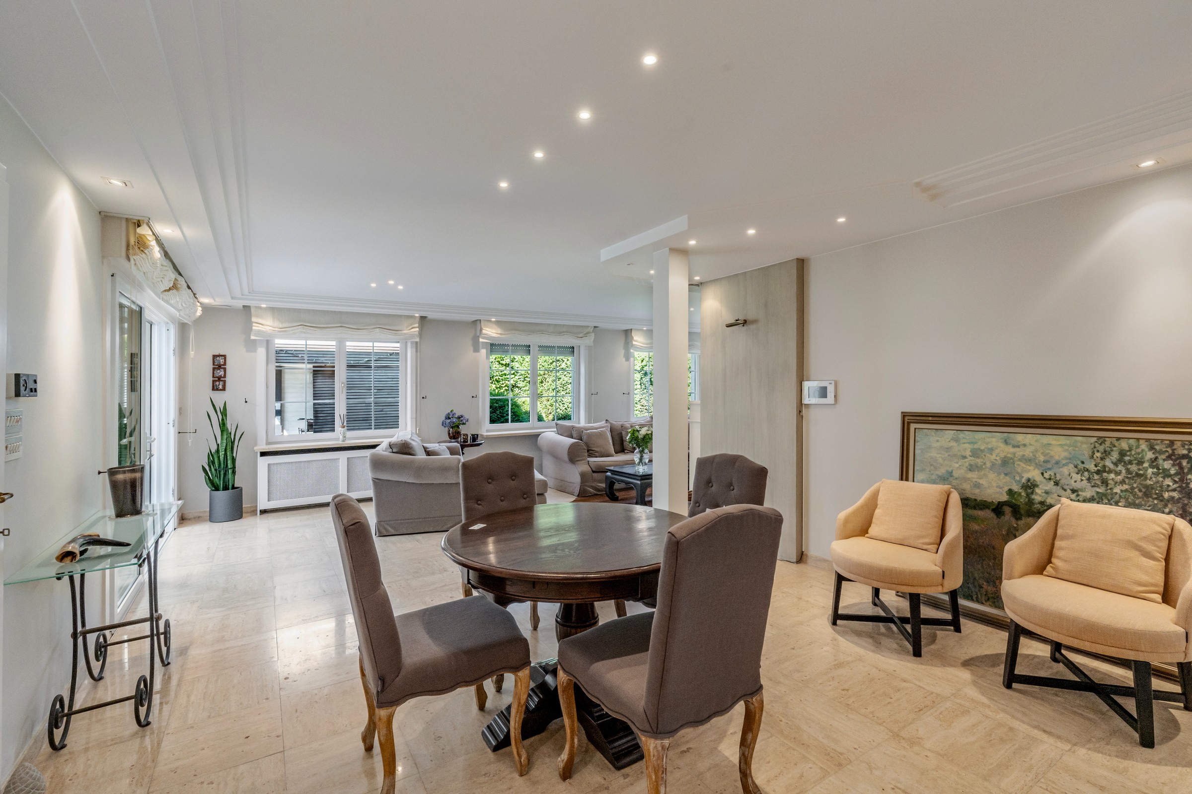 Ruime instapklare villa met 4 slaapkamers op 1107 m² - foto 5