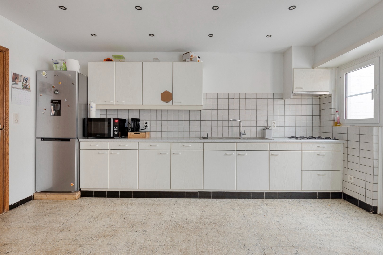 Verassend ruime woning op een boogscheut van het centrum van Kapellen - foto 4