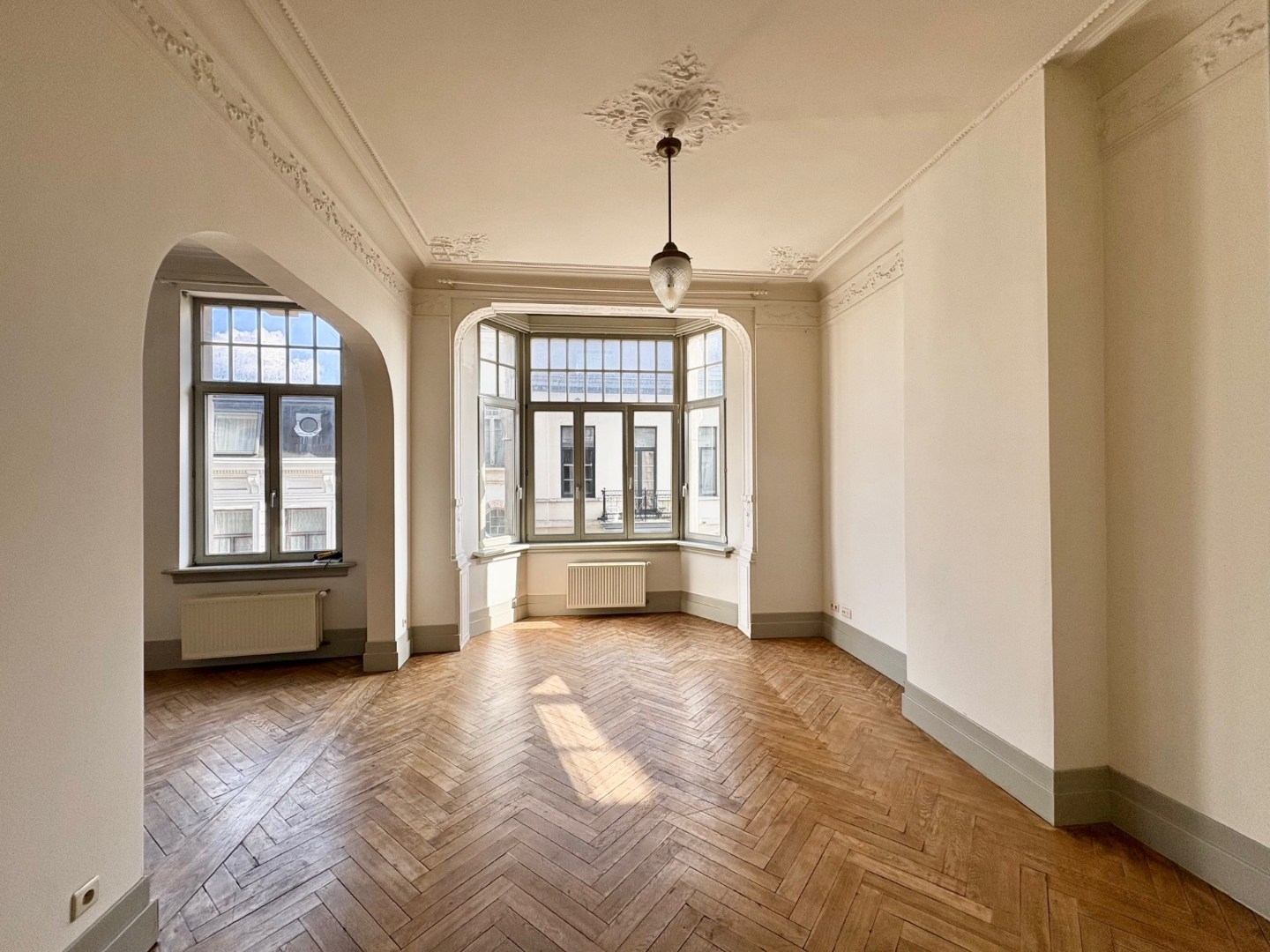 Elegante en instapklare 2-slaapkamerappartement in het groeiende Zurenborg - foto 5