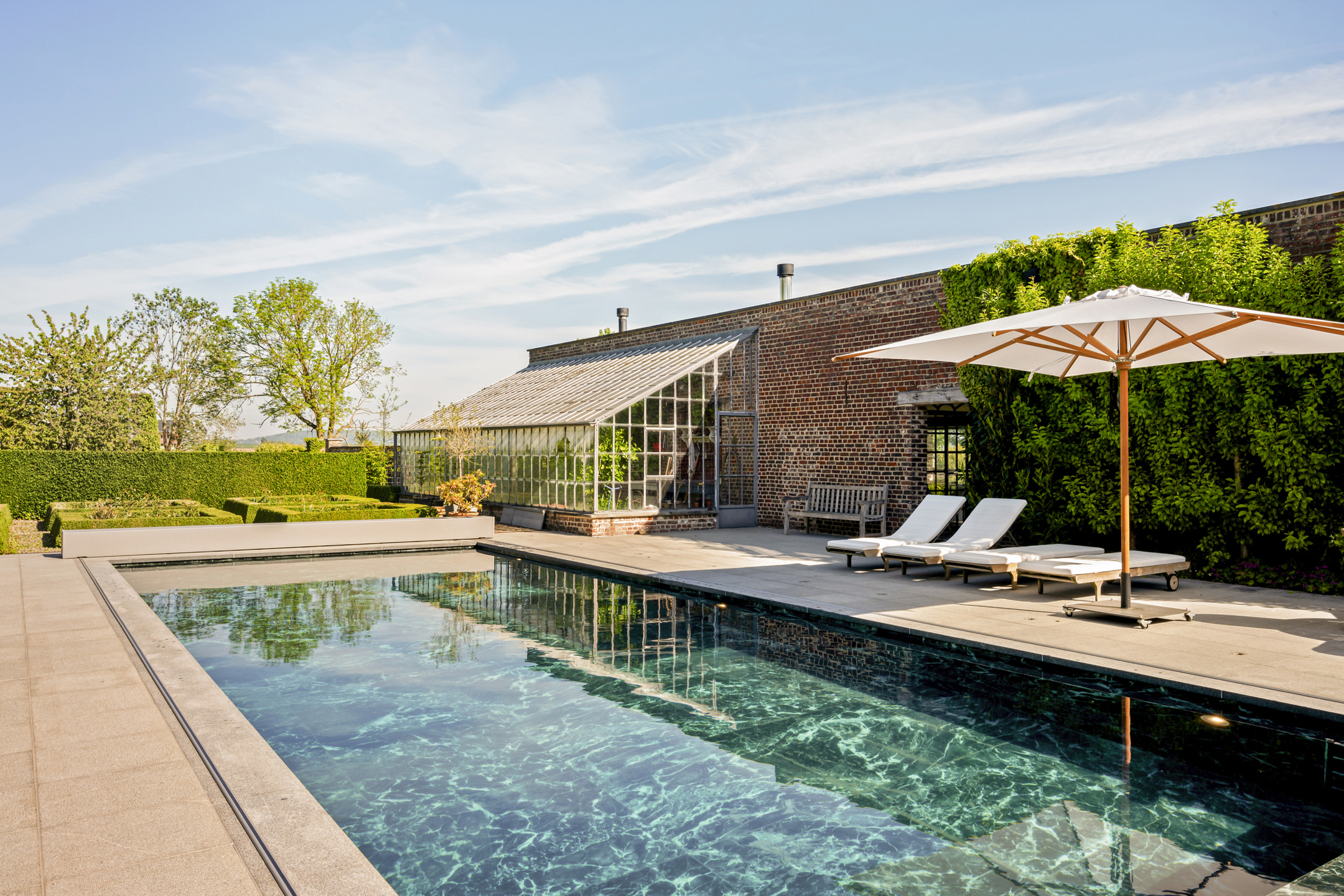 Prachtige exclusieve vierkantshoeve (mog. tot 8 hectare). - foto 1