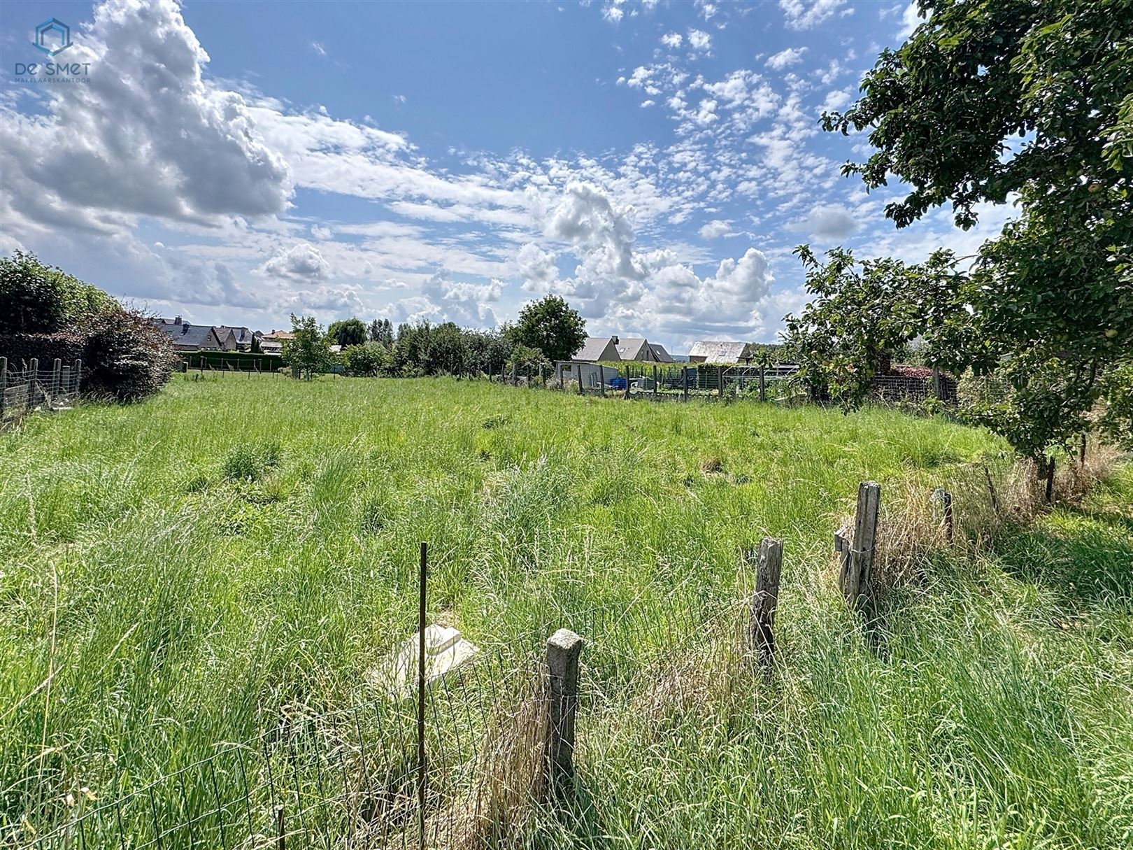Maison à rénover avec 4 chambres, garage et magnifique jardin juste à côté de la gare de Lierde - photo 5