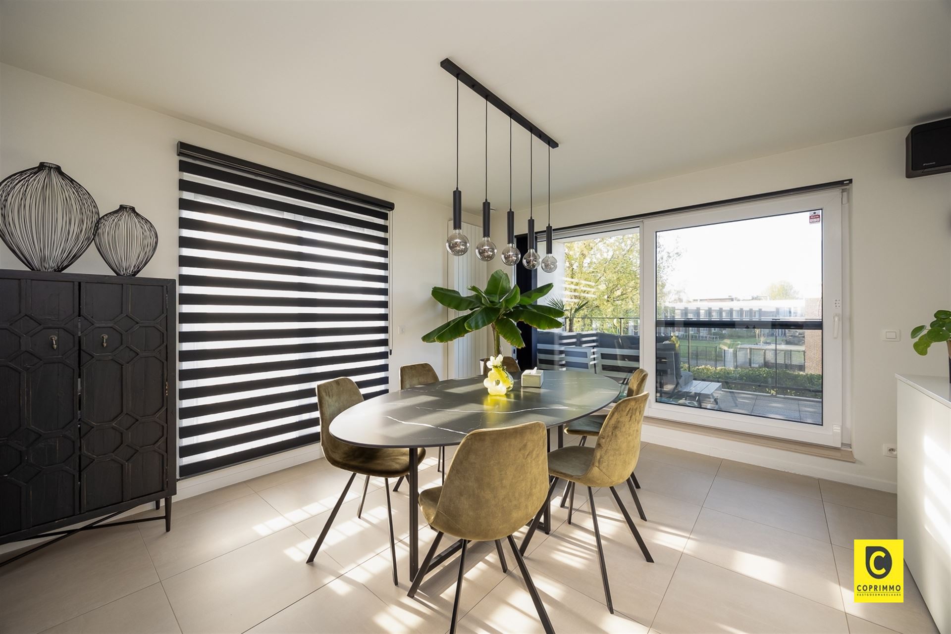 Appartement: 3 slk , T en P  - foto 3