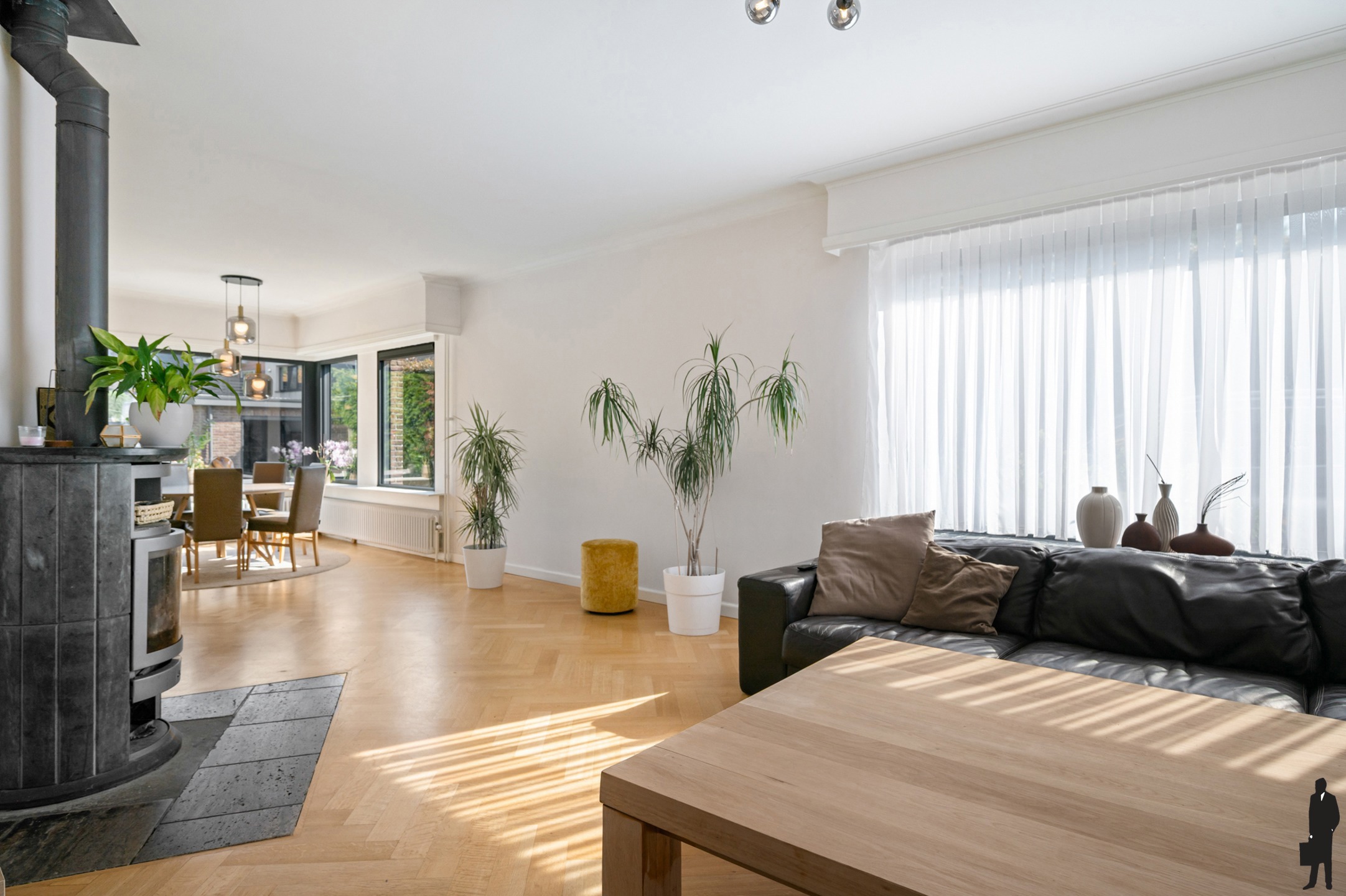 Ruime halfopen bebouwing met 4 slaapkamers en 2 badkamers aan de groene parken van Hoboken.  - foto 1