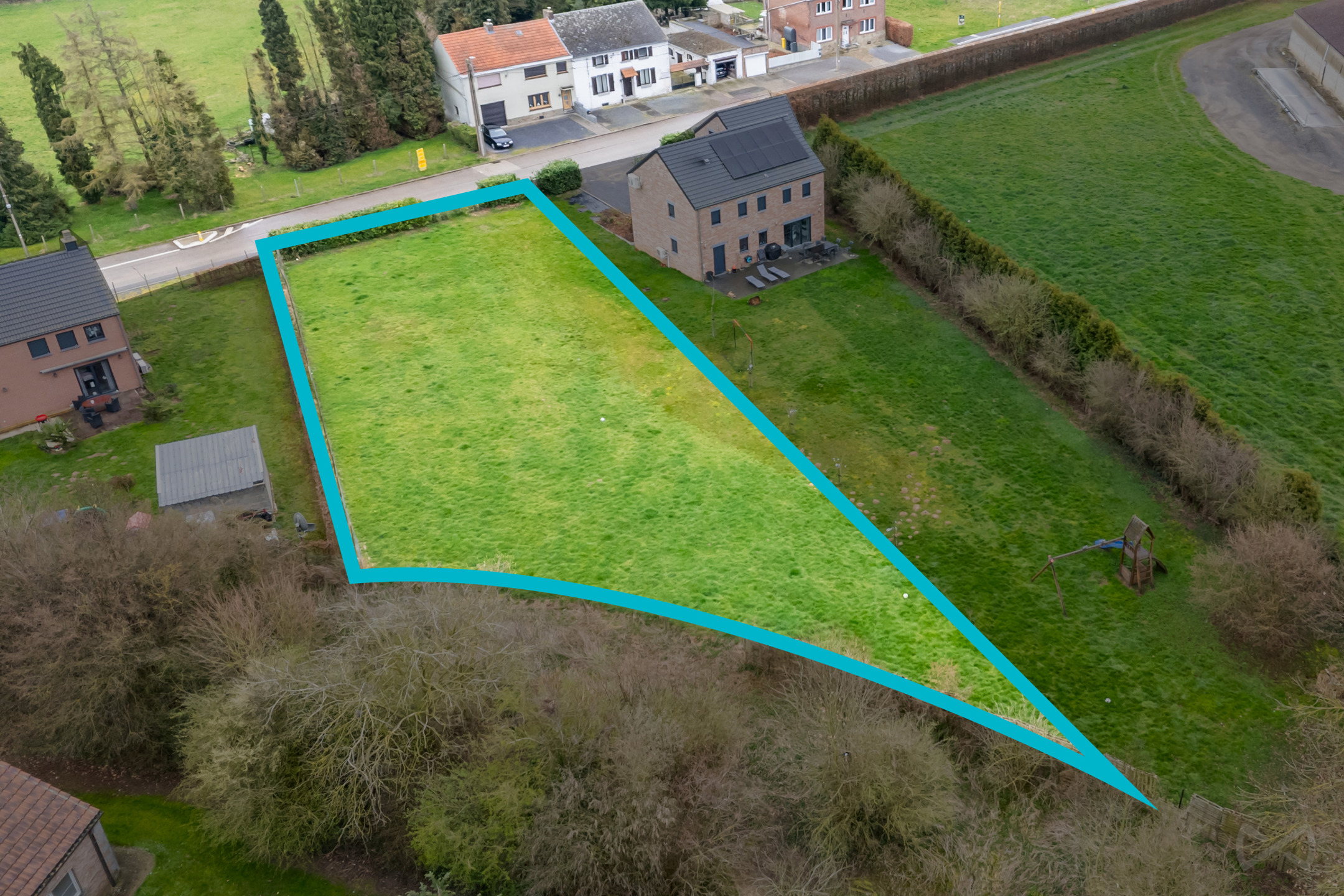 We Invest Hesbaye biedt … 0499/19.26.45 - foto 2