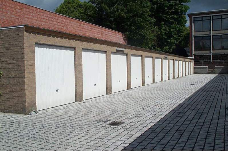 Garage for rent in Izegem