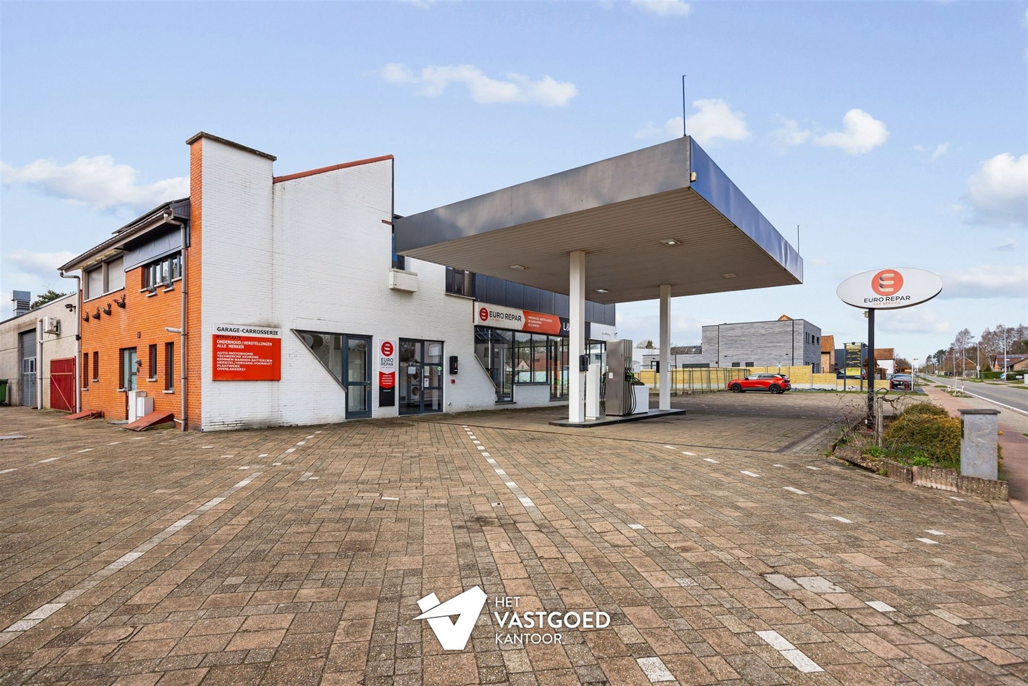OVER TE NEMEN GARAGE (800M²) EN TANKSTATION GELEGEN OP EEN PERCEEL VAN 2727M² TE HAM - foto 5