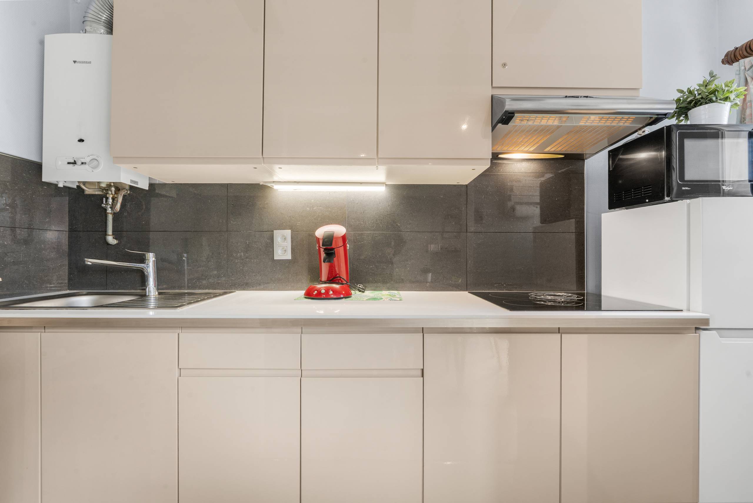 1-slaapkamerappartement te koop in De Panne! - foto 4