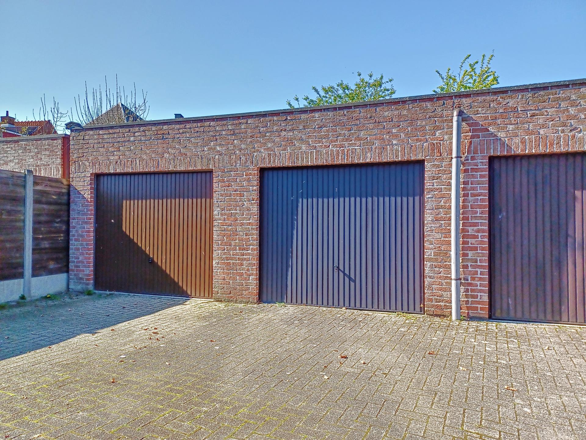 Gerenoveerd appartement met tuintje en garagebox. - foto 5