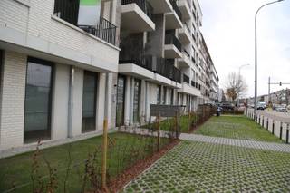 Mooi, energiezuinig, nieuwbouwappartement met parkeerplaats; Op de 2de verdieping van een modern nieuwbouwproject, ligt dit ruime appartement met...