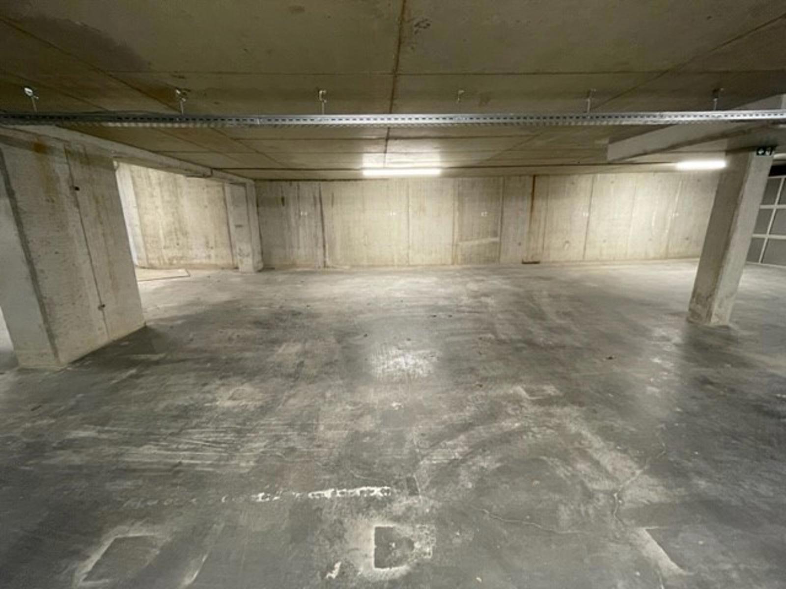 ONDERGRONDSE AUTOSTAANPLAATS CENTRUM KONTICH - foto 4