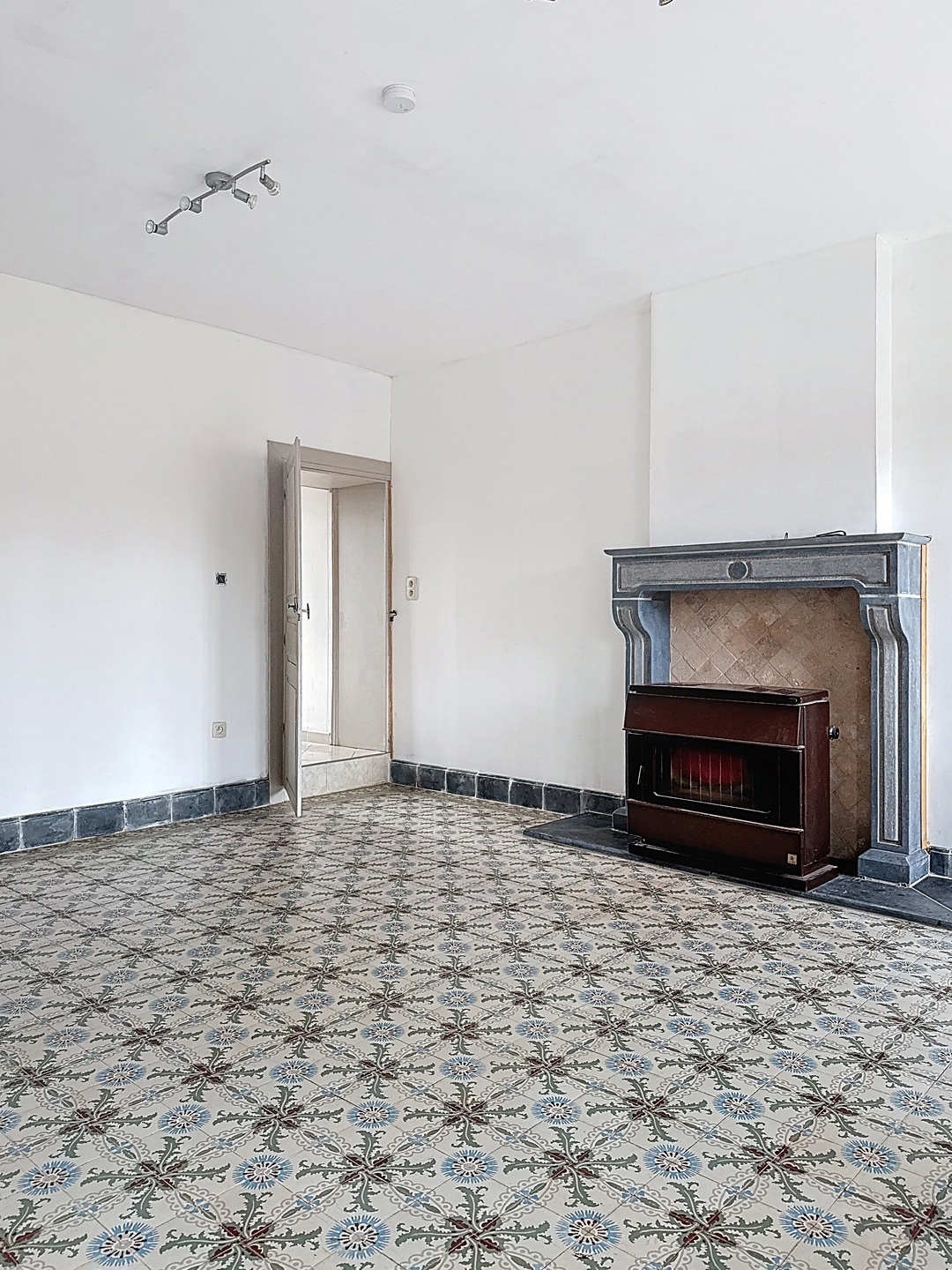 Huis te huur in Brugelette met 1 slaapkamer - foto 2