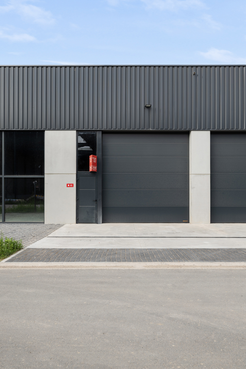 Werkunit nabij op- en afrit van de E40 met een opp van 778m2 - foto 4