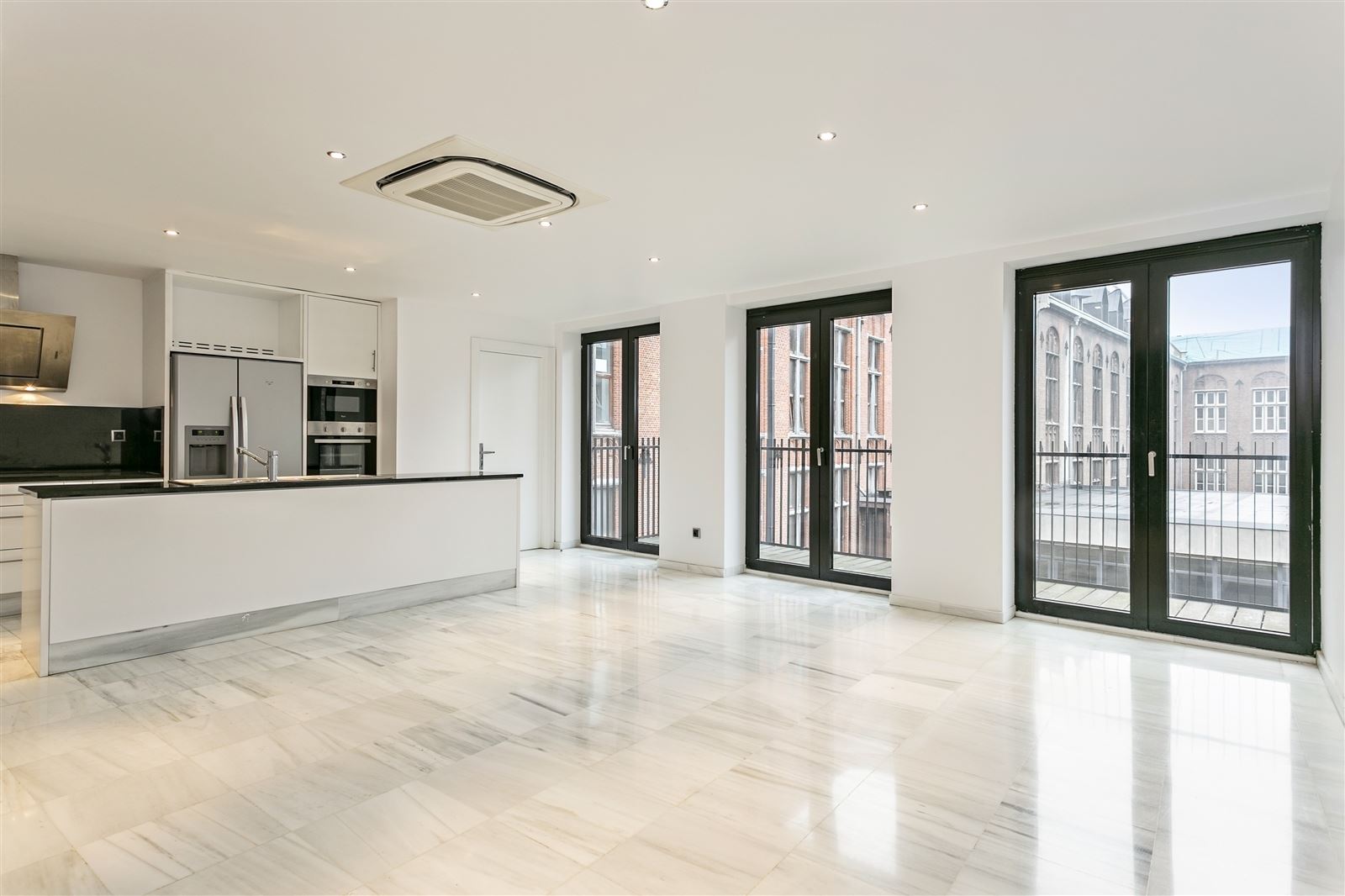 For the shop aholics between us: Meir shopping street - foto 4