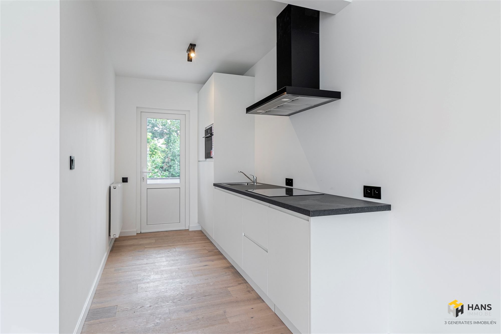 Apartment - photo 4