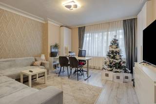 Are you interested in this property for sale in Merksem? Don't hesitate to contact us. Merksem's Dewaele real estate office at...