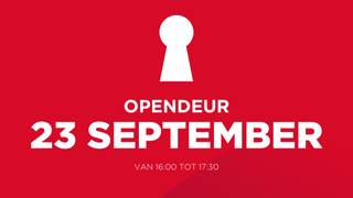 <p>Te koop: lichtrijk nieuwbouwappartement in het centrum van Staden, op een rustige locatie met privé staanplaats.</p>
<p> </p>
<p>Dit appartement, gebouwd in 2024, biedt twee comfortabele slaapkamers en een moderne afwerking. Gelegen aan Guido Gezelleplein, geniet u van alle voordelen van wonen in het hart van de gemeente, met winkels, openbaar vervoer en voorzieningen op wandelafstand. Dankzij de rustige ligging en de aanwezigheid van een privé staanplaats is dit een ideale keuze voor wie comfort en bereikbaarheid wil combineren. Momenteel is het appartement verhuurd, wat een aantrekkelijk rendement biedt voor investeerders.</p>
<p> </p>
<p>Belangrijkste ruimtes:<br />• Lichtrijke woonkamer met grote raampartijen met toegang tot het terras<br />• Moderne keuken<br />• Twee slaapkamers waarvan momenteel één gebruikt als dressing<br />• Badkamer met eigentijdse afwerking<br />• Berging en apart toilet<br />• Ruim terras van 10 m²<br />• Privé staanplaats, bij te kopen aan 14.000 EUR</p>
<p> </p>
<p>Troeven:<br />• Nieuwbouwappartement met EPC A en conforme elektriciteit<br />• Rustige ligging in het centrum met privé staanplaats, bij te kopen aan 14.000 EUR<br />• Verhuurd met interessant rendement</p>
<p> </p>
<p>Neem vandaag nog contact op met uw ERA-makelaar voor een bezoek.<br /><br />Elk bod gelijk of hoger dan de vanaf-prijs wordt in overweging genomen door de eigenaar.</p>
<p> </p>
<p>JOUW DROOMAPPARTEMENT. ZO GEVONDEN!</p>