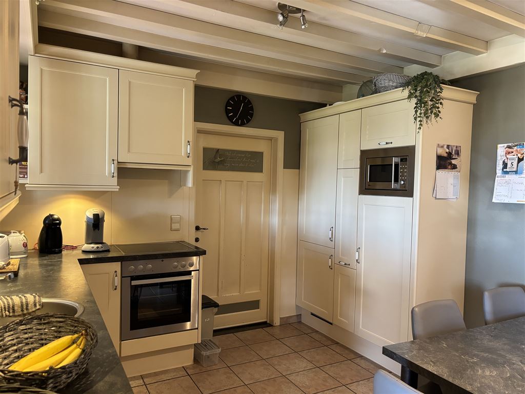 Woning met 3 stallen en buitenpiste op 0,5ha te Kinrooi - foto 4