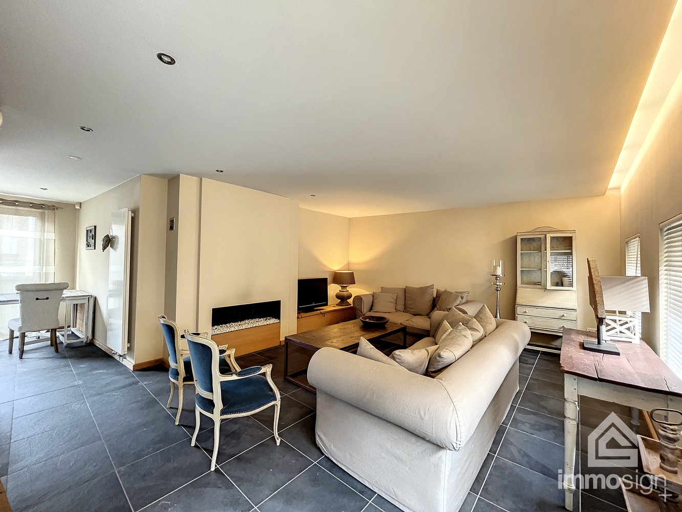 Prachtig handelspand met duplex midden in het centrum van Maaseik! - foto 4