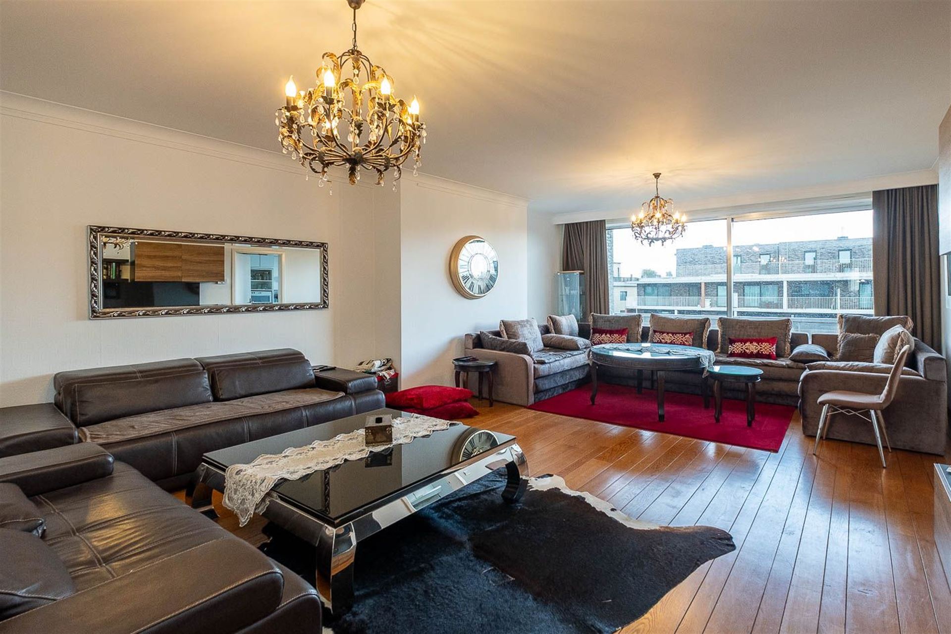 Ruim appartement met 3 slaapkamers, terrasen en garagebox (+ € 29.500) - foto 3