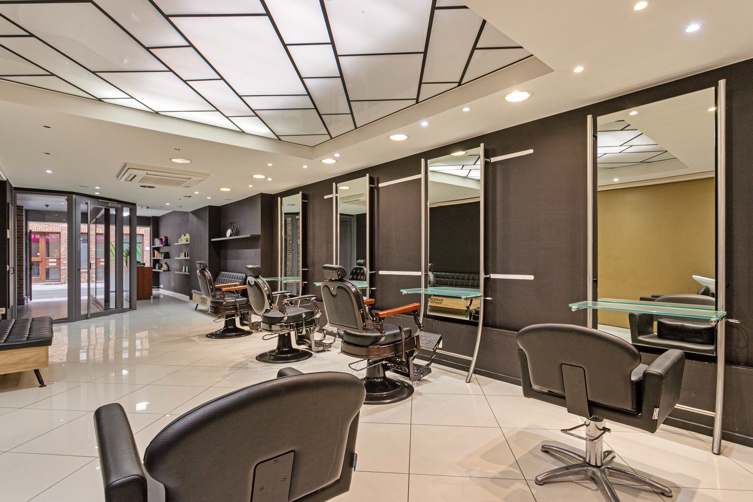 Exclusieve eigendom in DE winkelstraat van Sint-Truiden te koop - foto 4