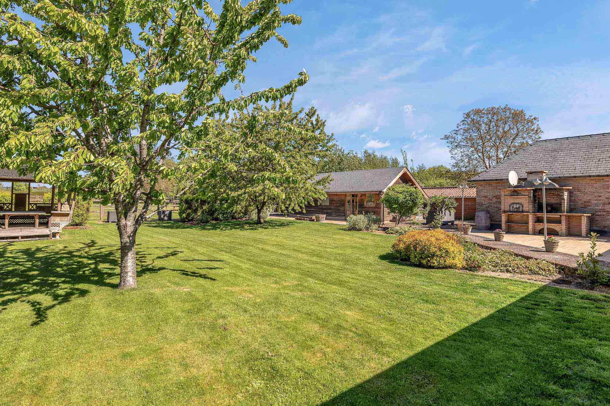 Magnifique maison sur un terrain exceptionnel de 4 294 m² - photo 2