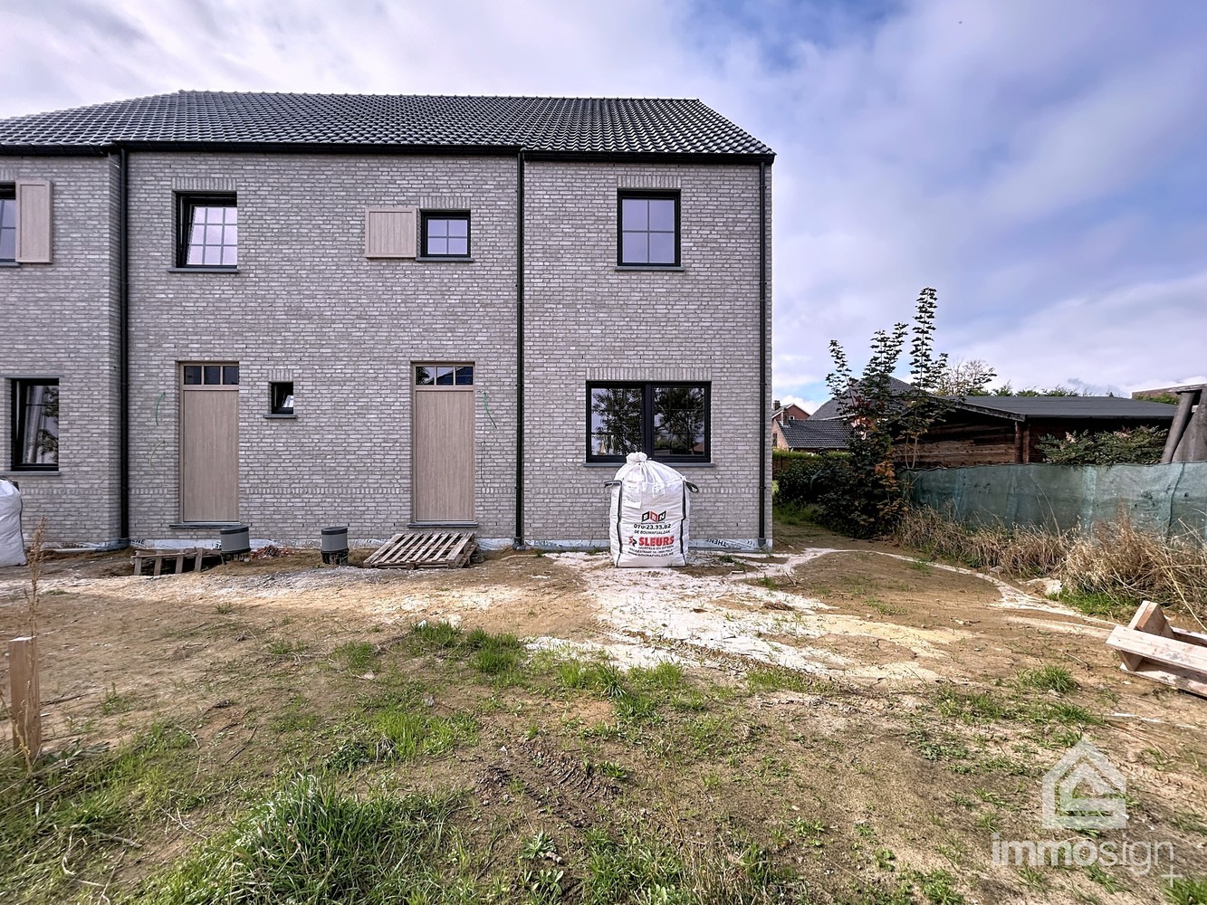 Twee moderne nieuwbouwwoningen in Kinrooi – Nelisveld 4A - casco+ afwerking – Jouw thuis, jouw stijl - foto 3