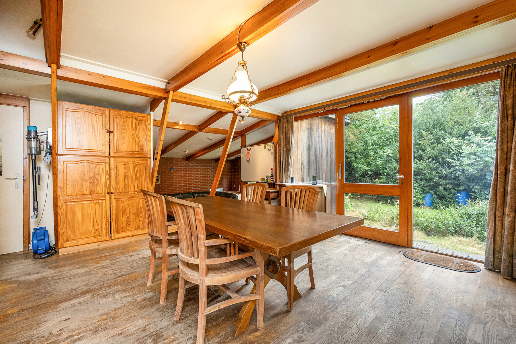 Vrijstaande charmante woning in een groene rustige omgeving - foto 4