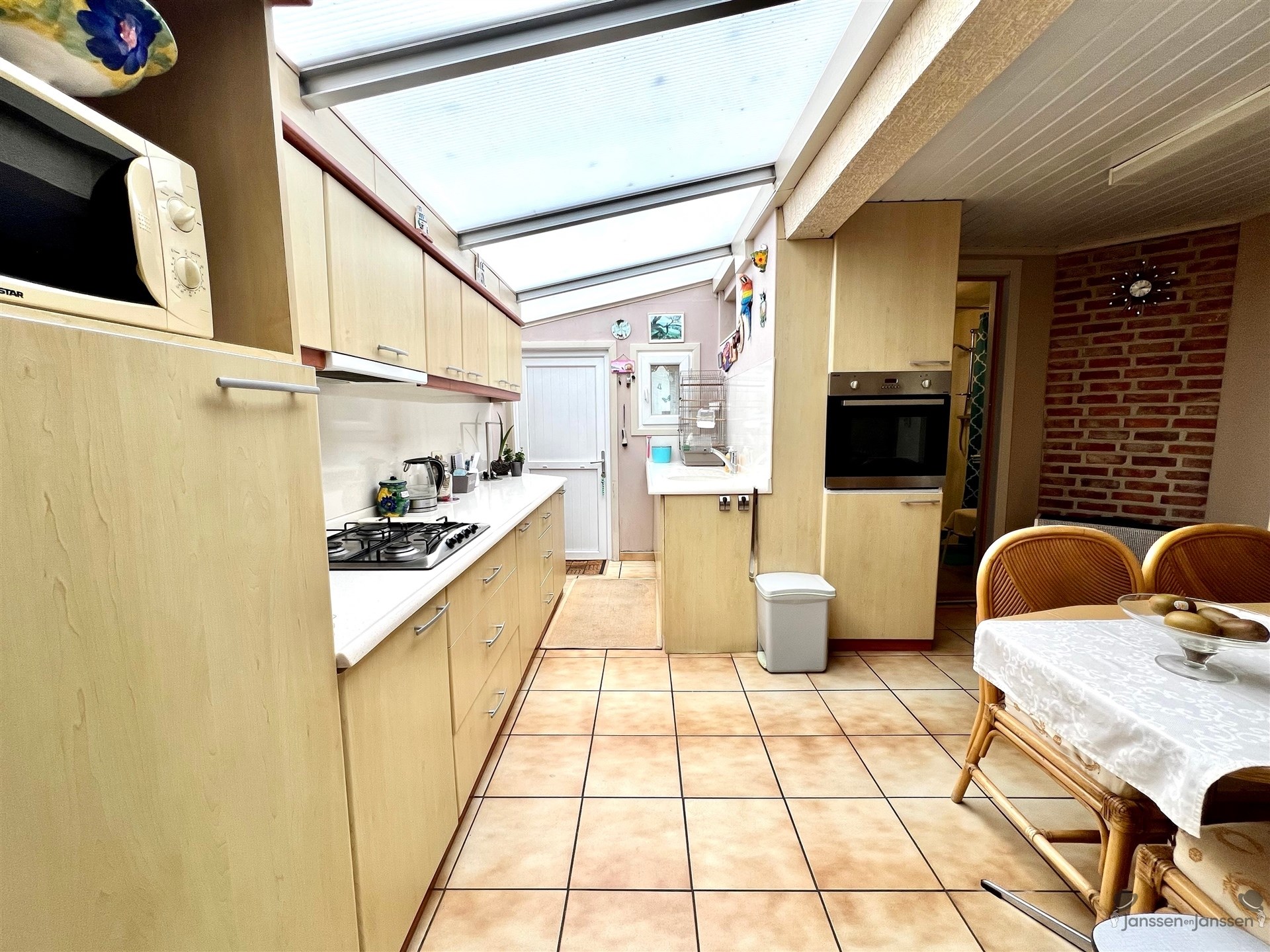 Te renoveren woning met tuin - foto 5