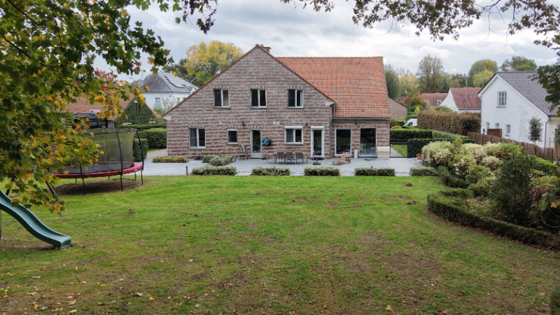 Zeer ruime villa van 432m² op 21 are vlakbij golf-en meerdomein - photo 4